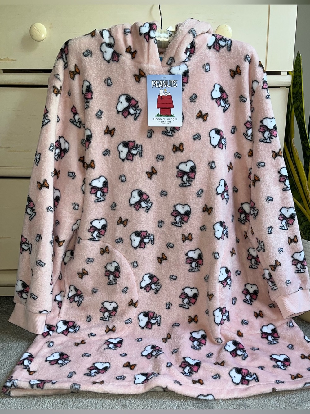 NWT BERKSHIRE Peanuts Halloween Pink Bow Snoopy Pullover Lounger w/ Ghosts